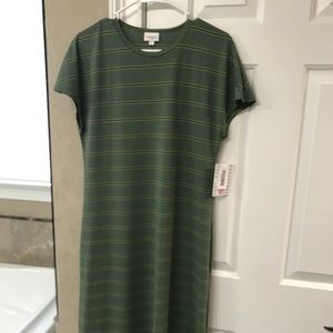 Medium LuLaRoe Maria